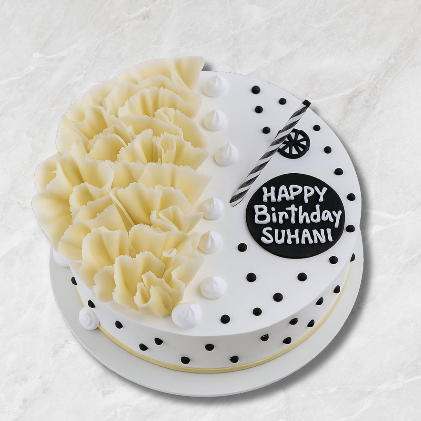 Elegant Floral Timepiece Cake