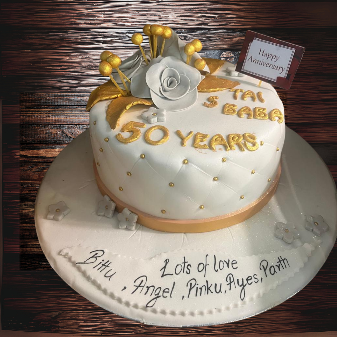 Golden Anniversary Cake for a Milestone Celebration