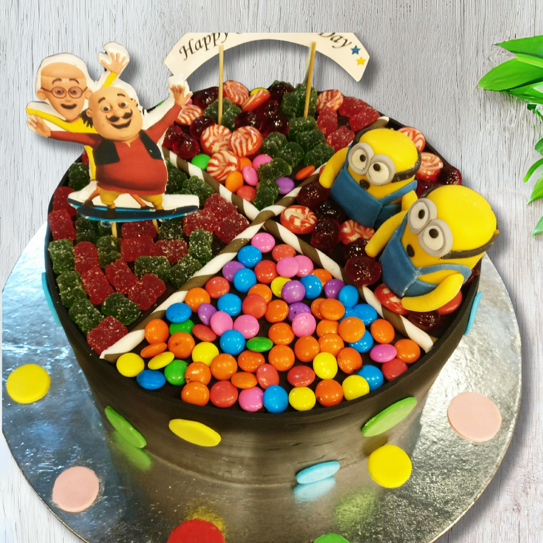 Candy Wonderland Cake with Minions!